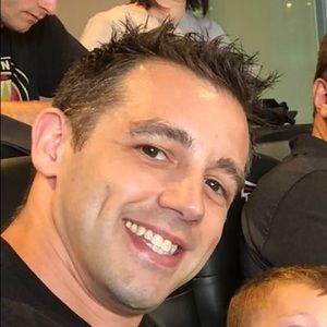 Meet your Posher, Jonathan